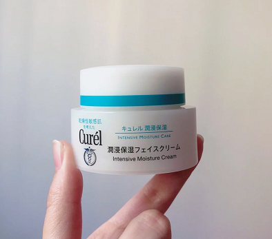 护肤品的使用顺序-护肤品的正确使用顺序方法